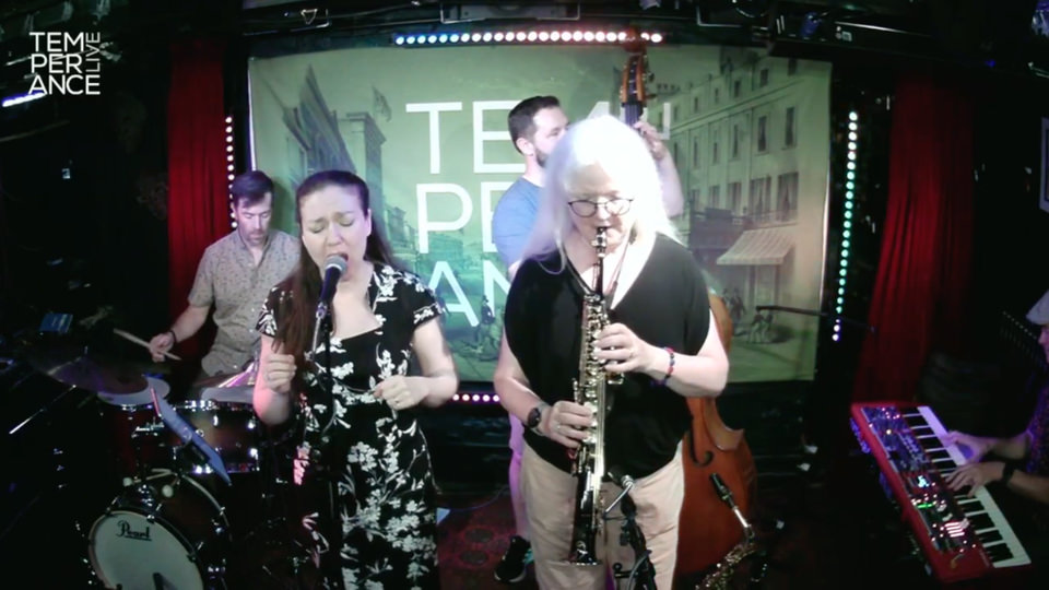 Don't Stop Me Now - Live